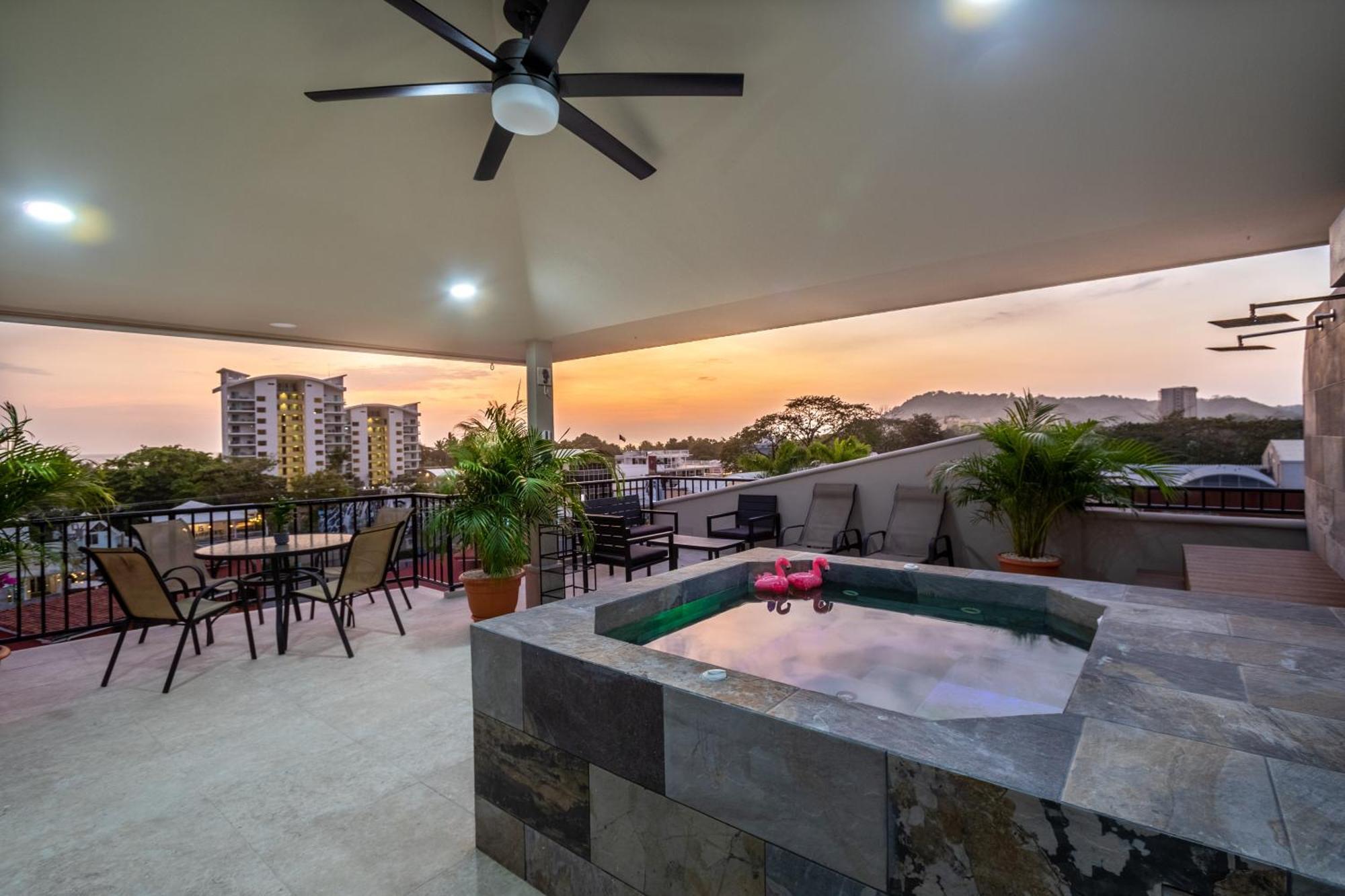 יקו Monaco Condominiums מראה חיצוני תמונה