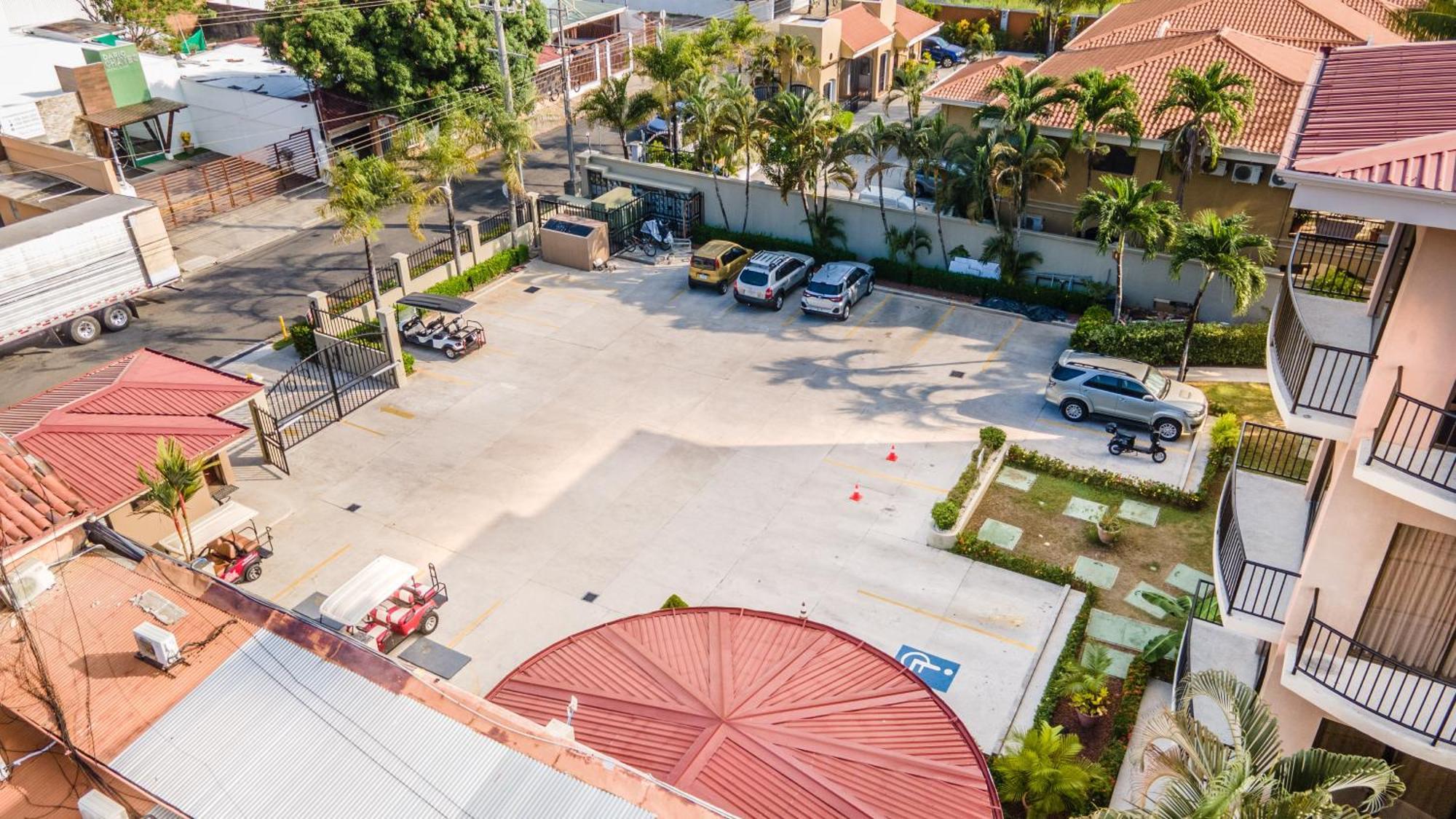 יקו Monaco Condominiums מראה חיצוני תמונה