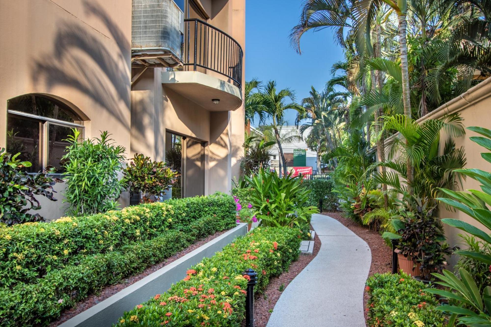 יקו Monaco Condominiums מראה חיצוני תמונה