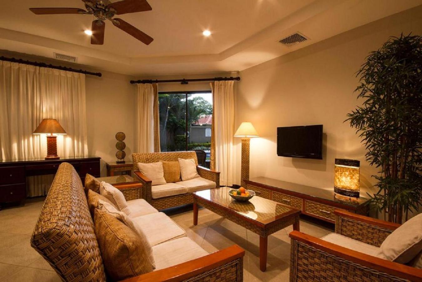 יקו Monaco Condominiums מראה חיצוני תמונה